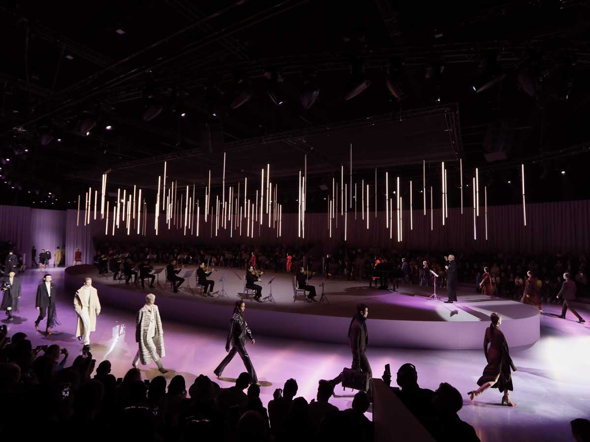 Milan women fashion week fall winer purple show