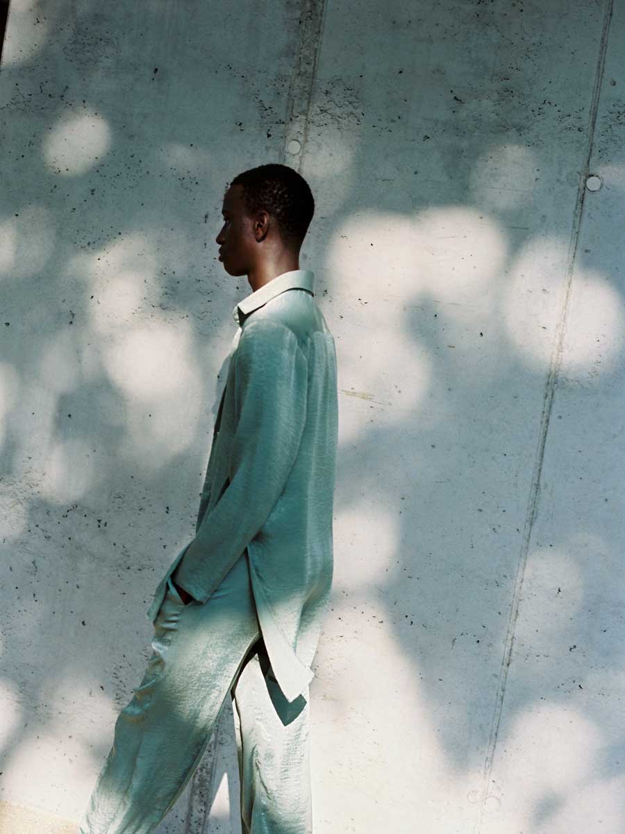 Modedesigner Hien Le mit aktueller S/S Kollektion