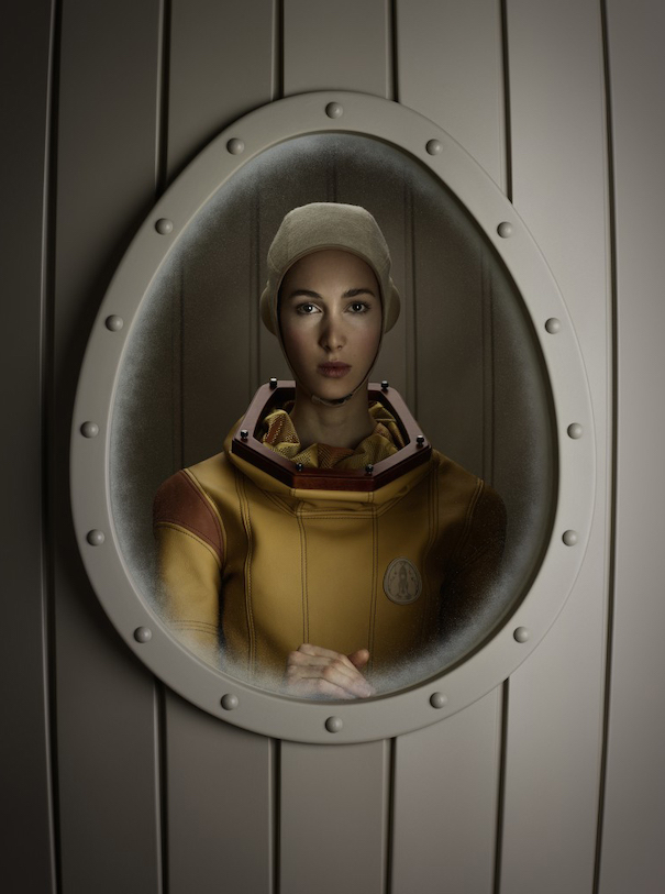 Christina Tagliavini Woman Submarine yellow suit