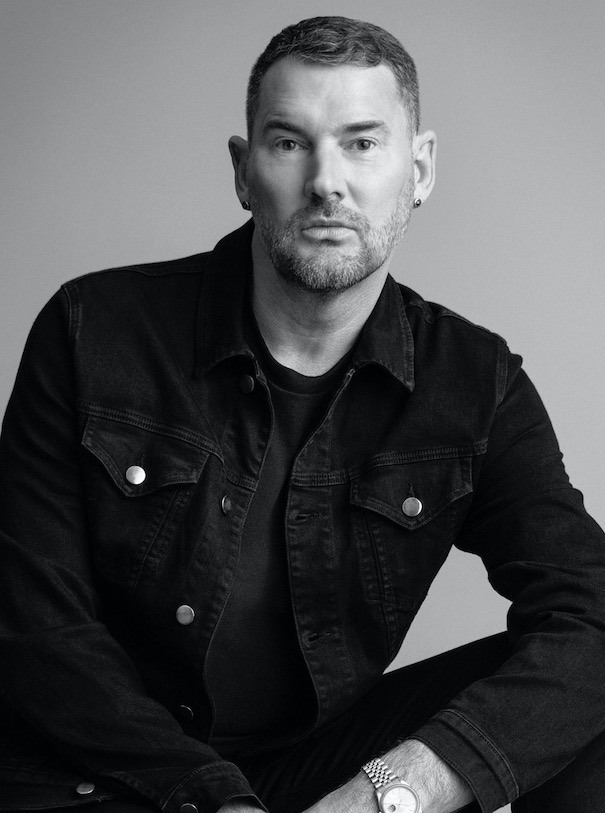 Can Jet Set still Jet Set?_Image4 Jet Set Michael Mischalsky Denim black white