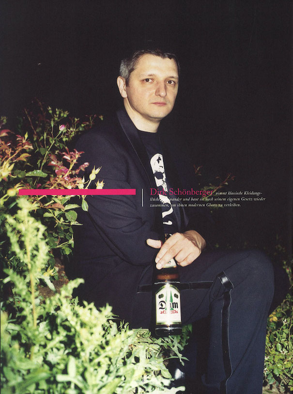 Dirk Schönberger Achtung Photo Busch Sitzen Pink Black Green