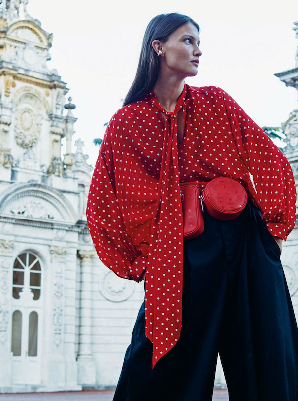 red woman model Hilal ata