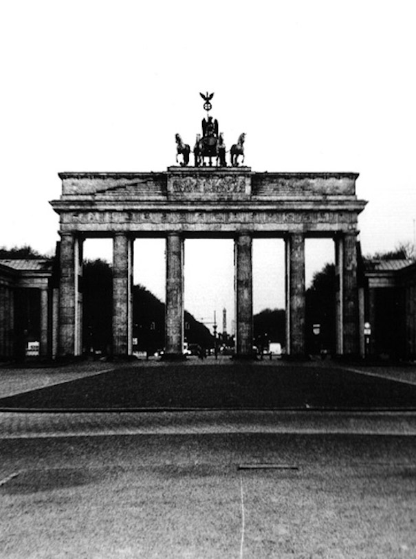 Brandenburger Tor in Berlin während Lockdown fotografiert von Gregor Hohenberg