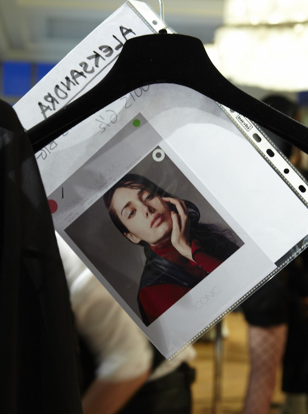 Berlin Fashionweek Model Backstage Hanger
