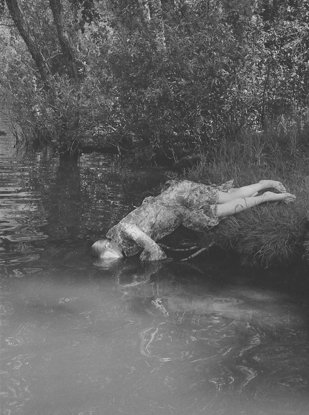 Fotografie Masha Demianova aus Russland Sprung ins kalte Wasser