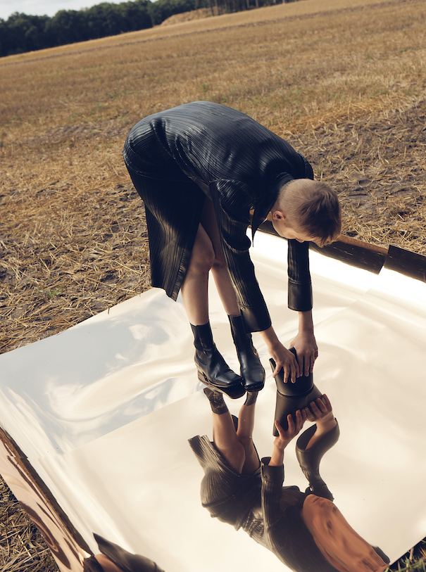 Lina Hoss photography field