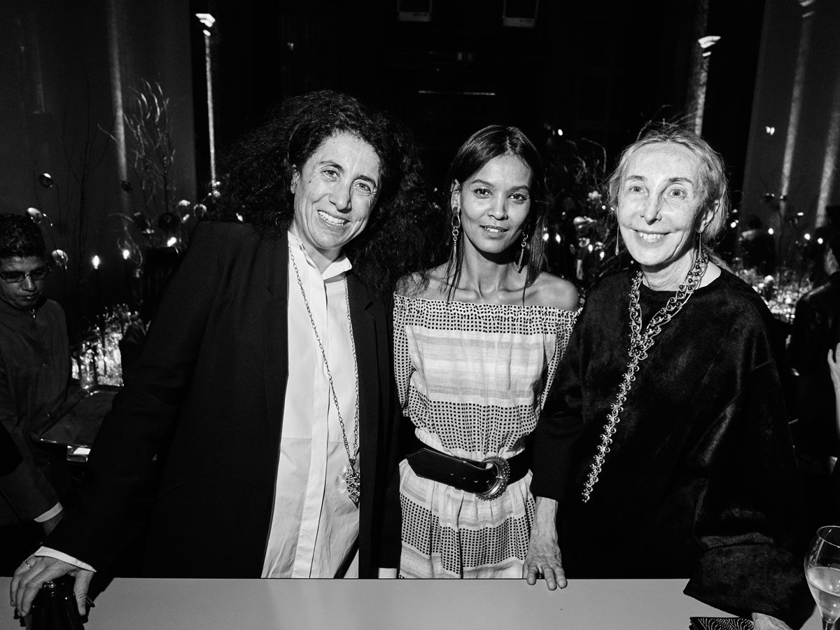 From left to right: Sara Maino, Liya Kebede and Carla Sozzani yoox vogue photo black white