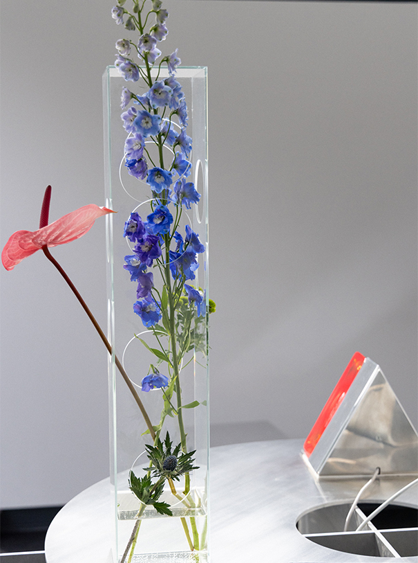 Gonzales Haase – AAS Object: Tower Vase Glass
