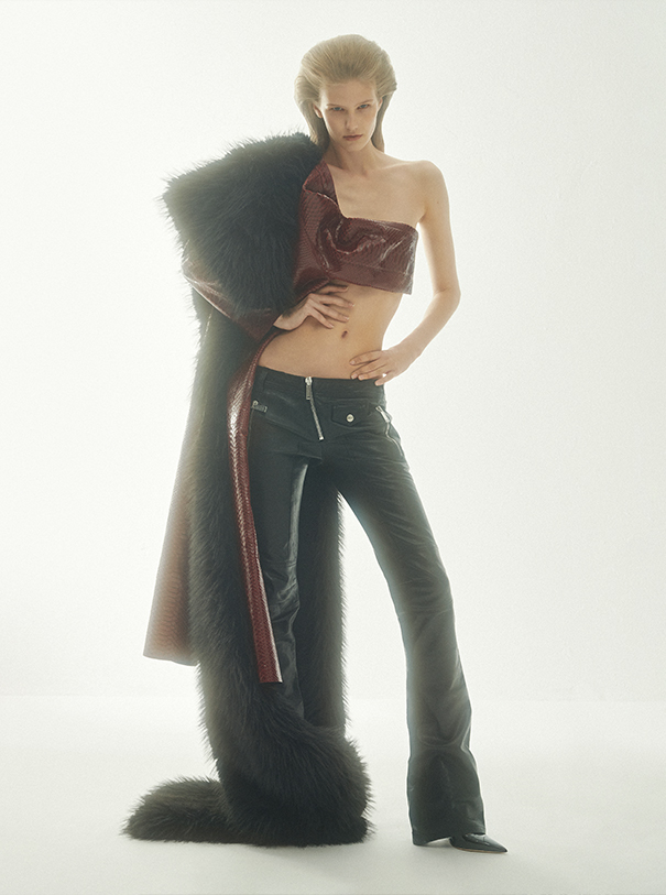Coat TOM FORD; Cape and pants DSQUARED2, Shoes JIMMY CHOO
