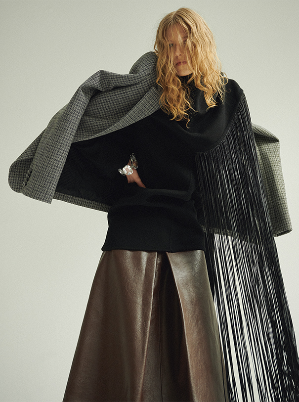 Jacket ACNE STUDIOS; Top SPORTMAX; Skirt MSGM; Bracelet MONIES