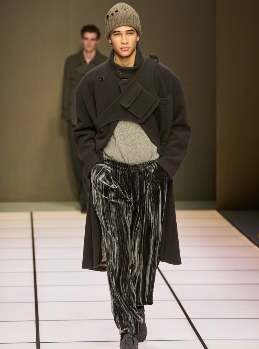 Utilitarian elements in the FW 2026 Giorgio Armani collection