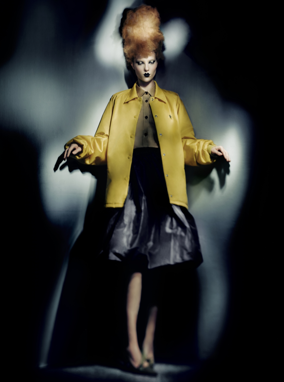 Model Paula Schuster wearing total look PRADA