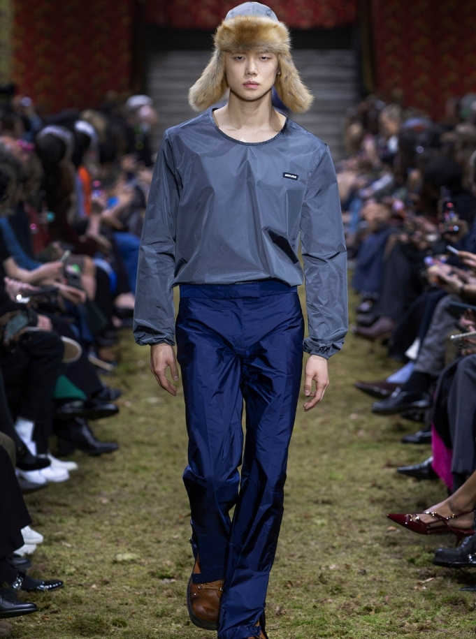 7 All over nylon looks