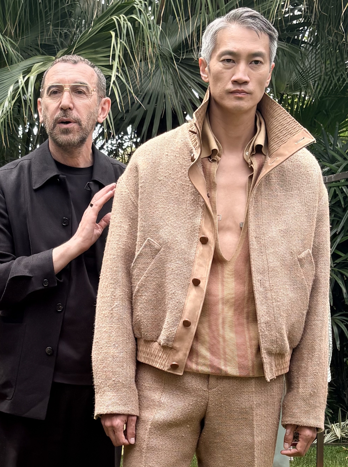 Website hoch Hemp and nubuck fabric mix as on this bomber jacket style