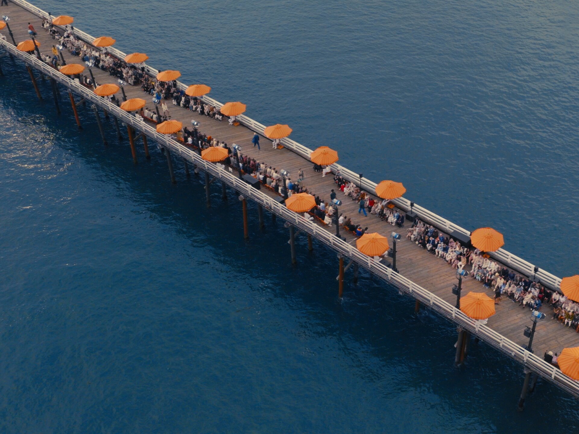 Website quer Zegna S/S 2027 runway held on a Malibu pier